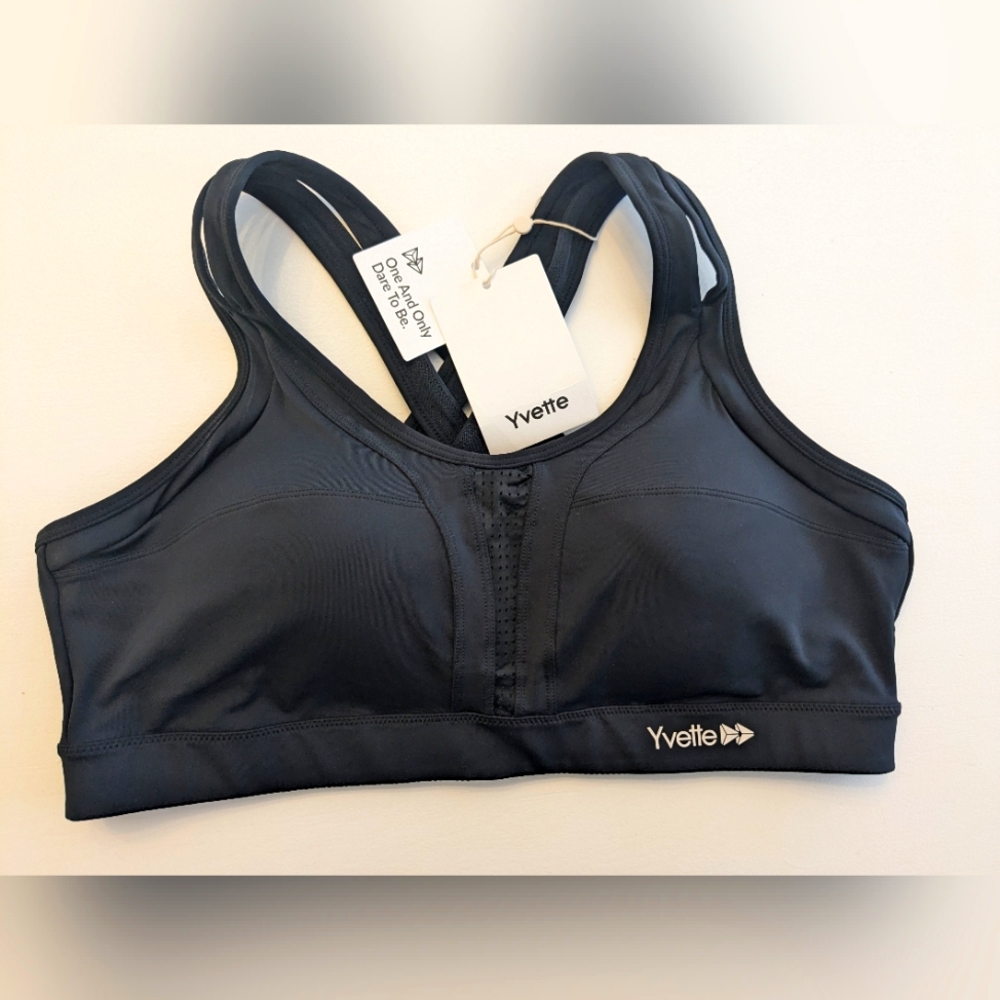 YVETTE NWT Sports Bra